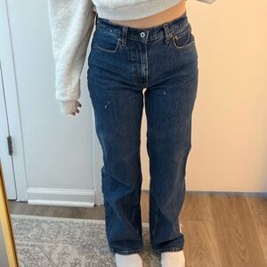 Abercrombie the ‘90s relaxed jean high rise 27/4